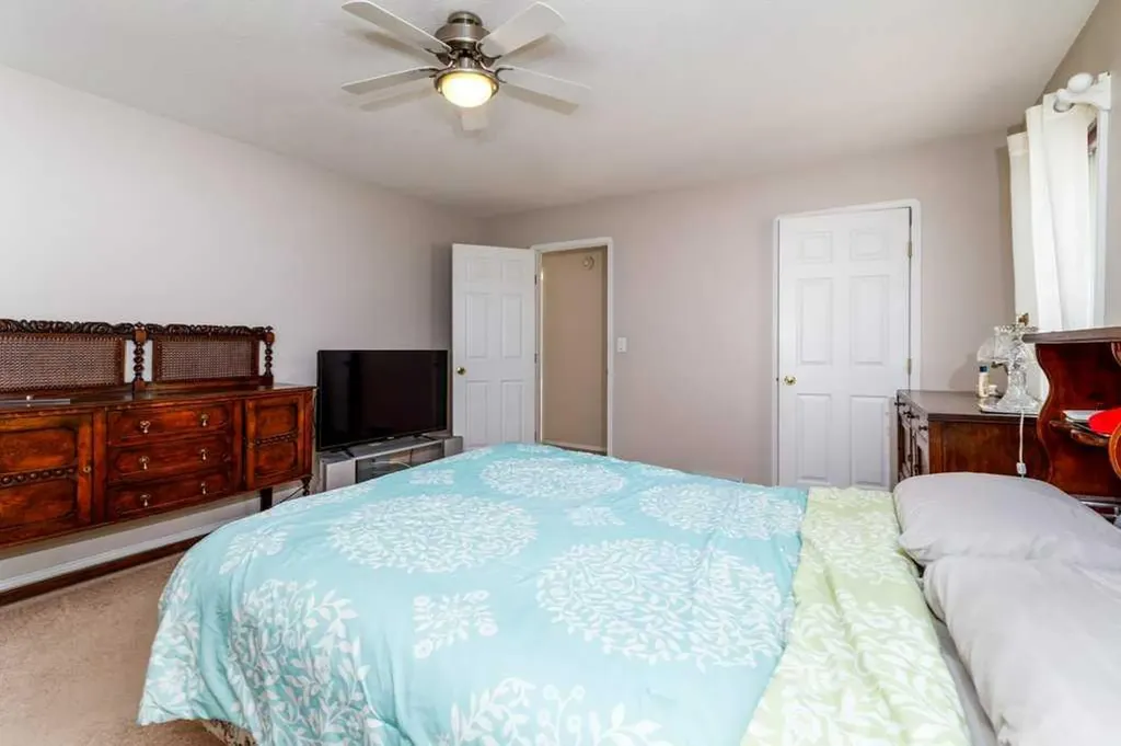 92 Anquetel Street Red Deer AB T4R 2K7