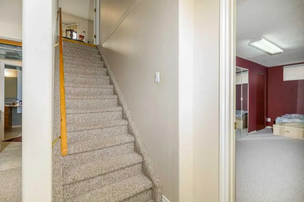 92 Anquetel Street Red Deer AB T4R 2K7