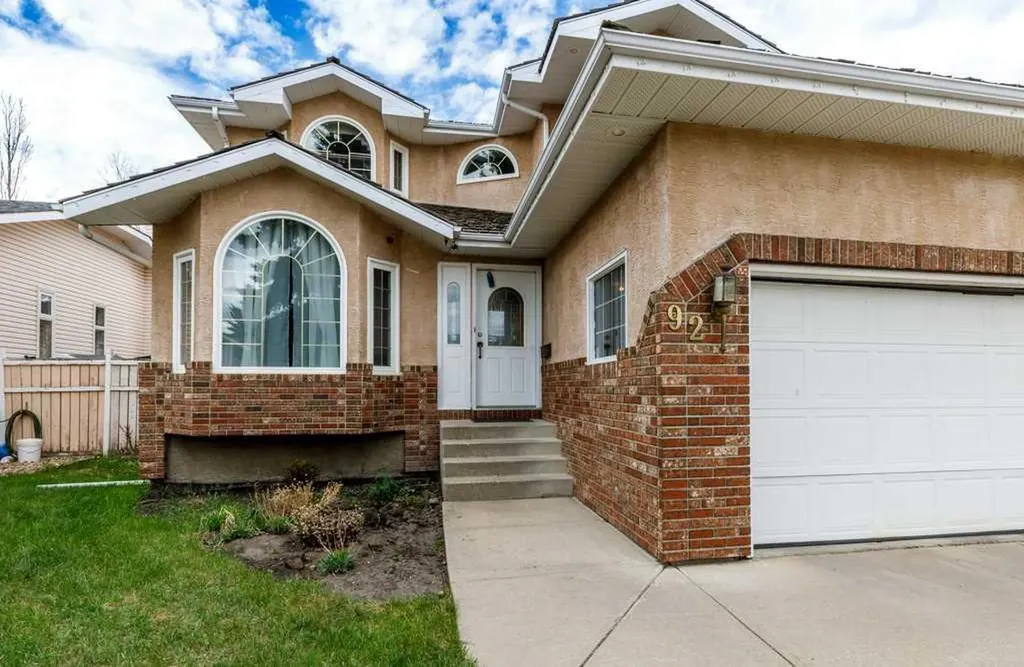 92 Anquetel Street Red Deer AB T4R 2K7