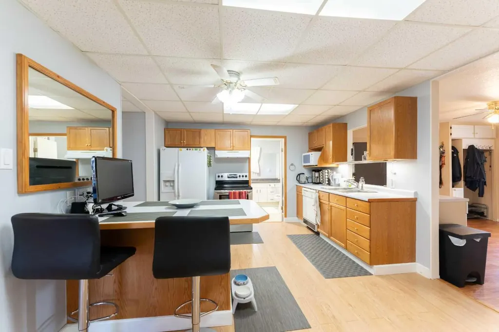 212 20 Street Fort Macleod AB T0L 0Z0