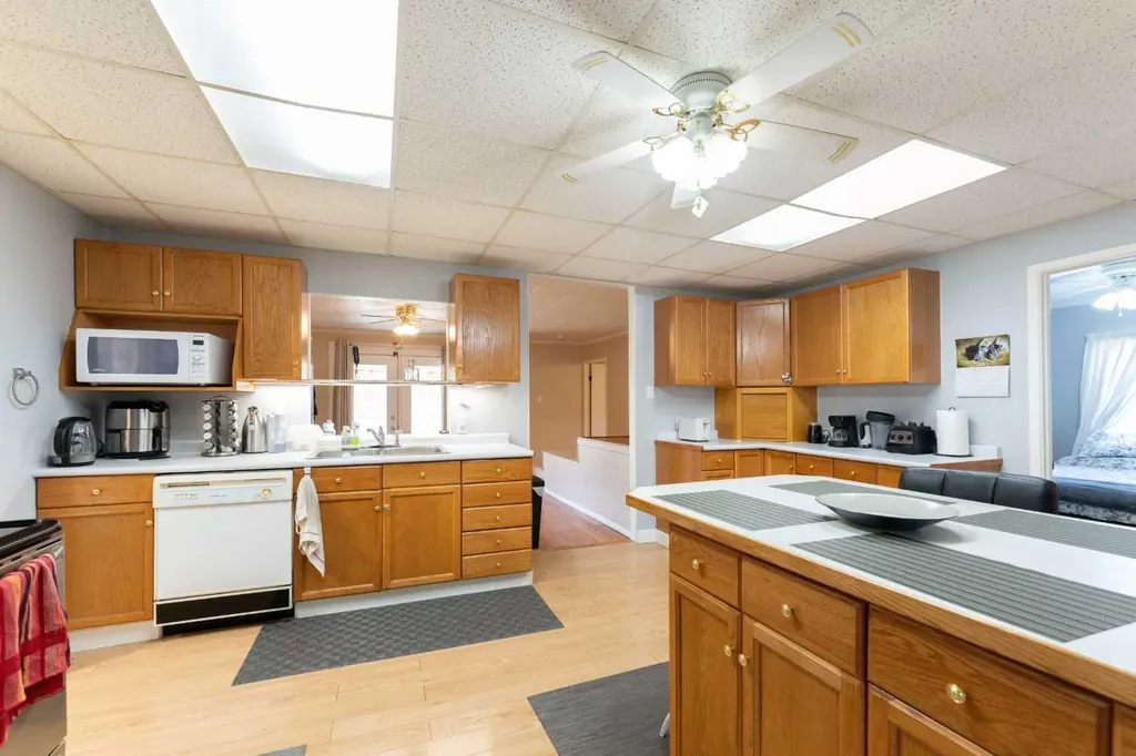 212 20 Street Fort Macleod AB T0L 0Z0