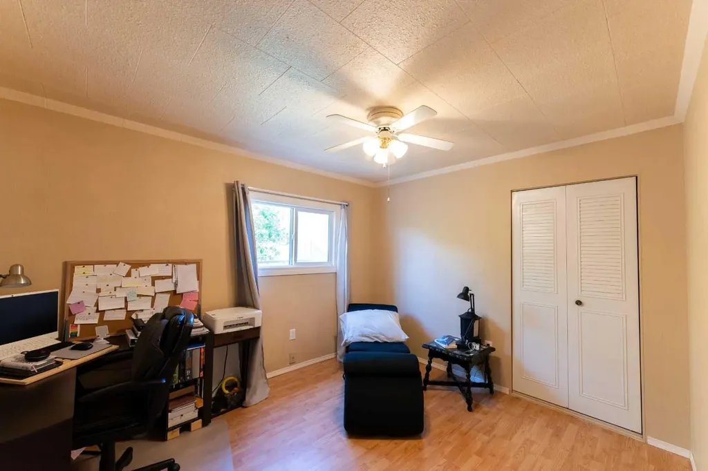 212 20 Street Fort Macleod AB T0L 0Z0