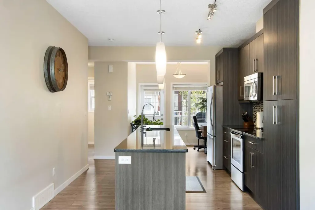 215 Marquis Lane SE Calgary AB T3M2G6