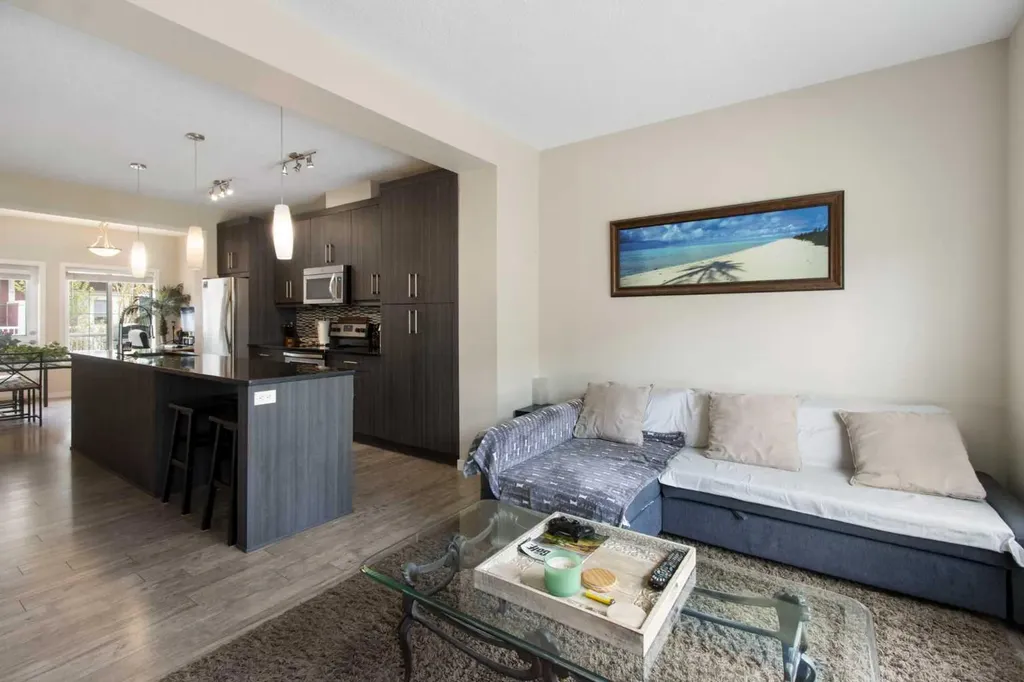 215 Marquis Lane SE Calgary AB T3M2G6
