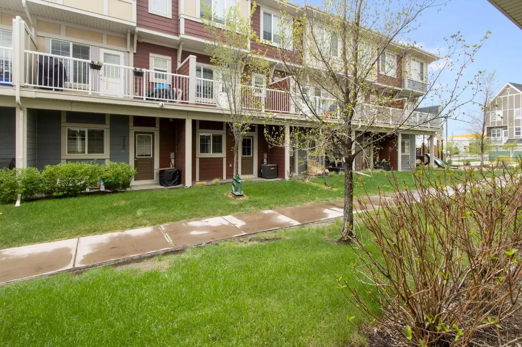 215 Marquis Lane SE Calgary AB T3M2G6