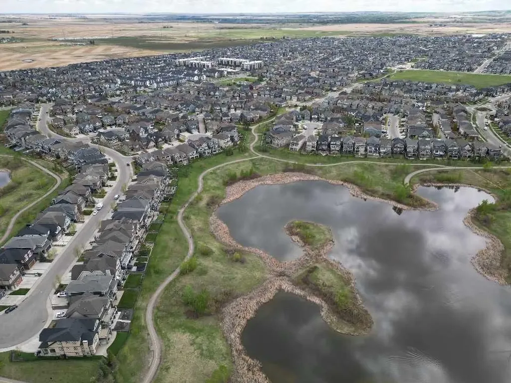 215 Marquis Lane SE Calgary AB T3M2G6