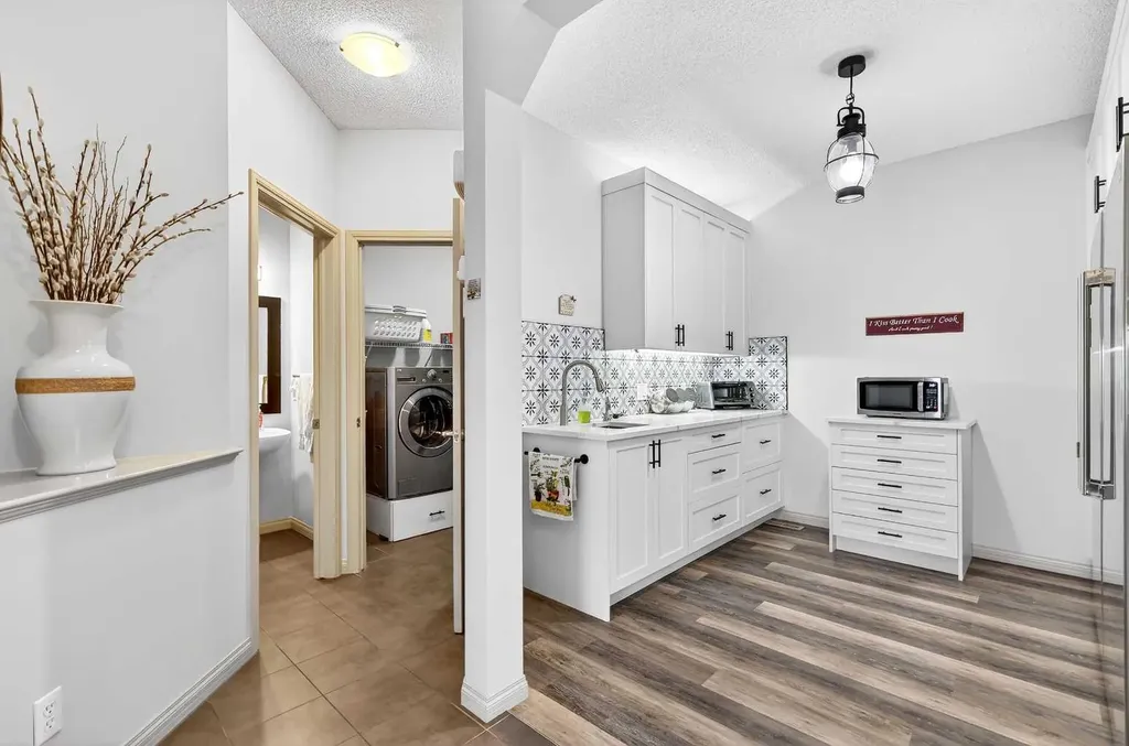 1516 Montrose Terrace SE High River AB T1V 0B5