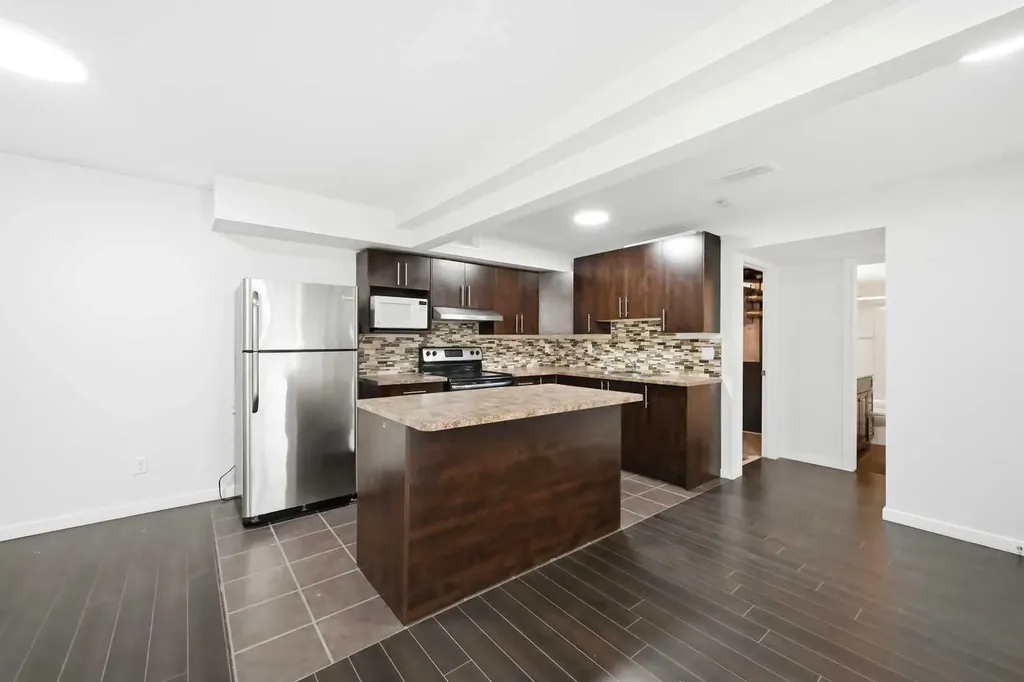 59 Redstone Park NE Calgary AB T3N 0K1