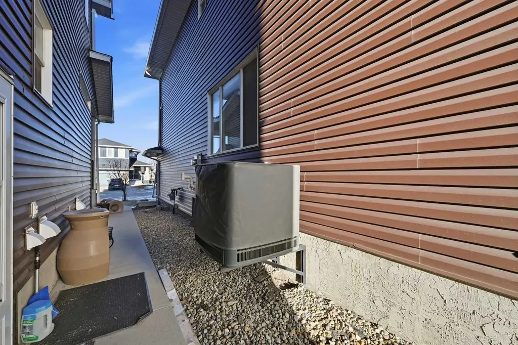 59 Redstone Park NE Calgary AB T3N 0K1