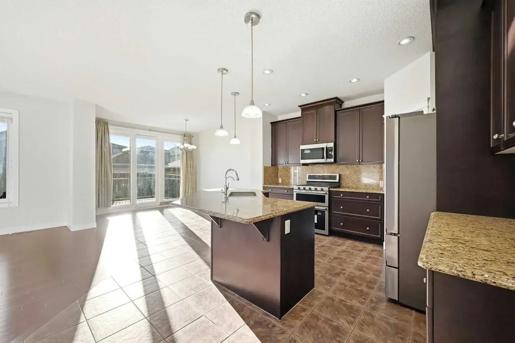 59 Redstone Park NE Calgary AB T3N 0K1
