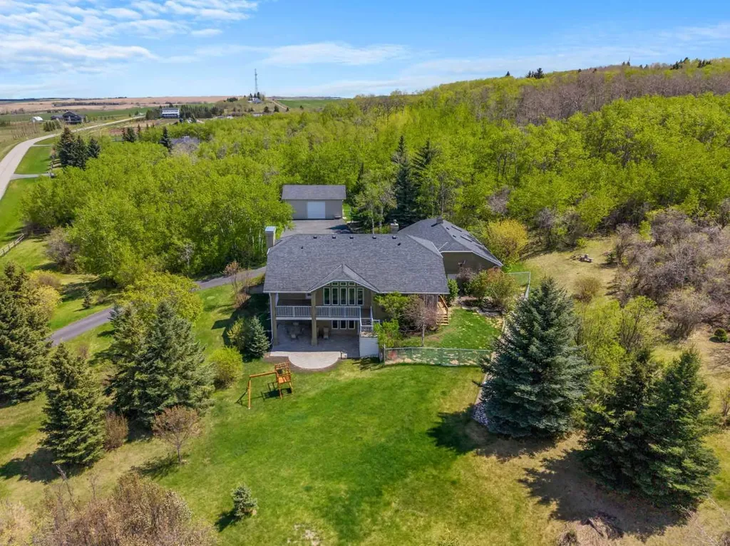 176113 168 Avenue W Rural Foothills County AB T1S 0Z7