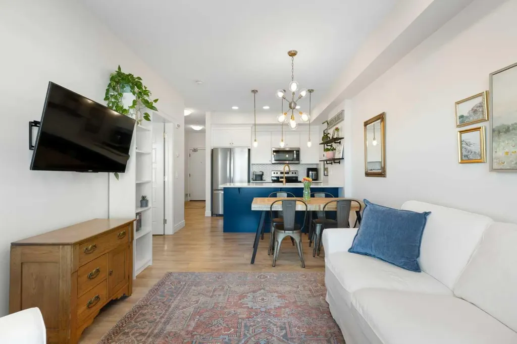 19621 40 Street SE Calgary AB T3M3B2