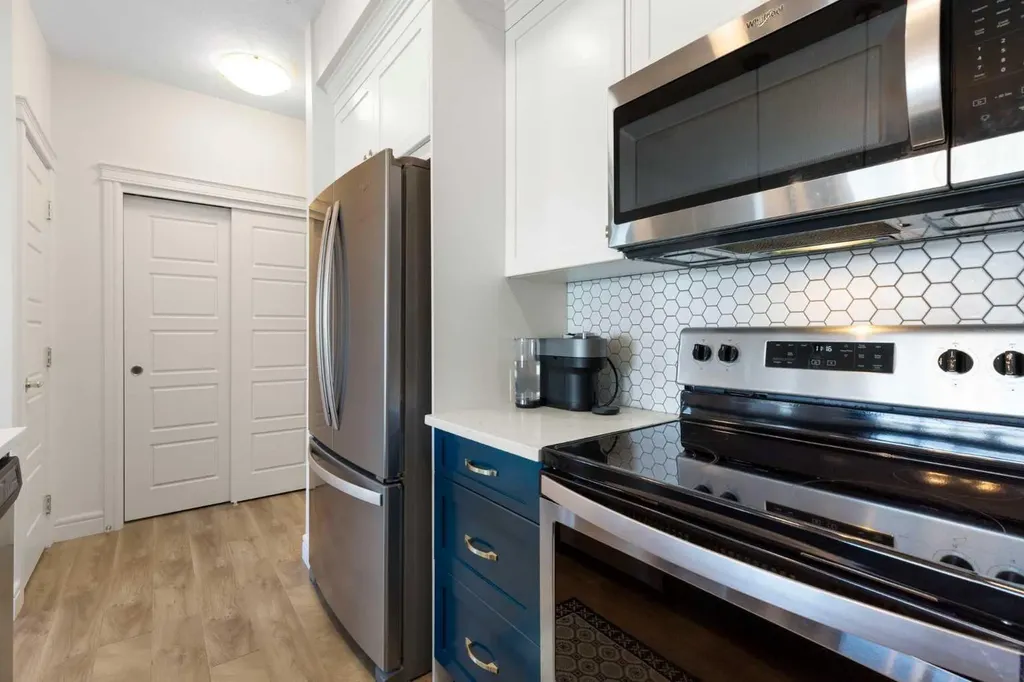 19621 40 Street SE Calgary AB T3M3B2