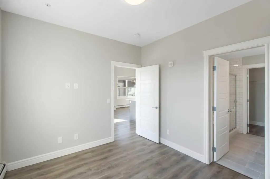 19661 40 Street SE Calgary AB T3M3H3