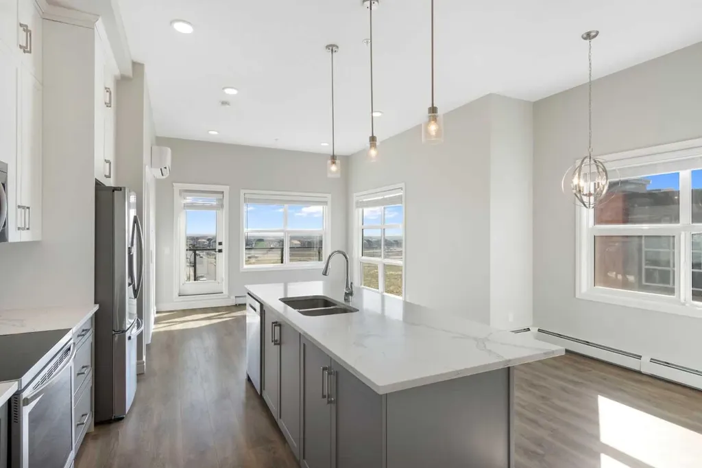 19661 40 Street SE Calgary AB T3M3H3
