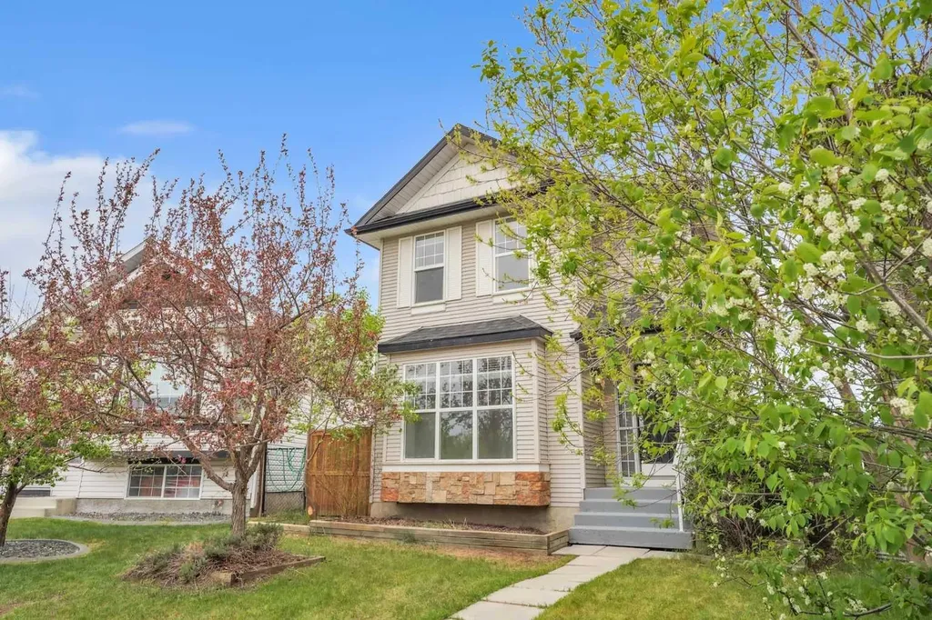 141 Cramond Close SE Calgary AB T3M 1C2