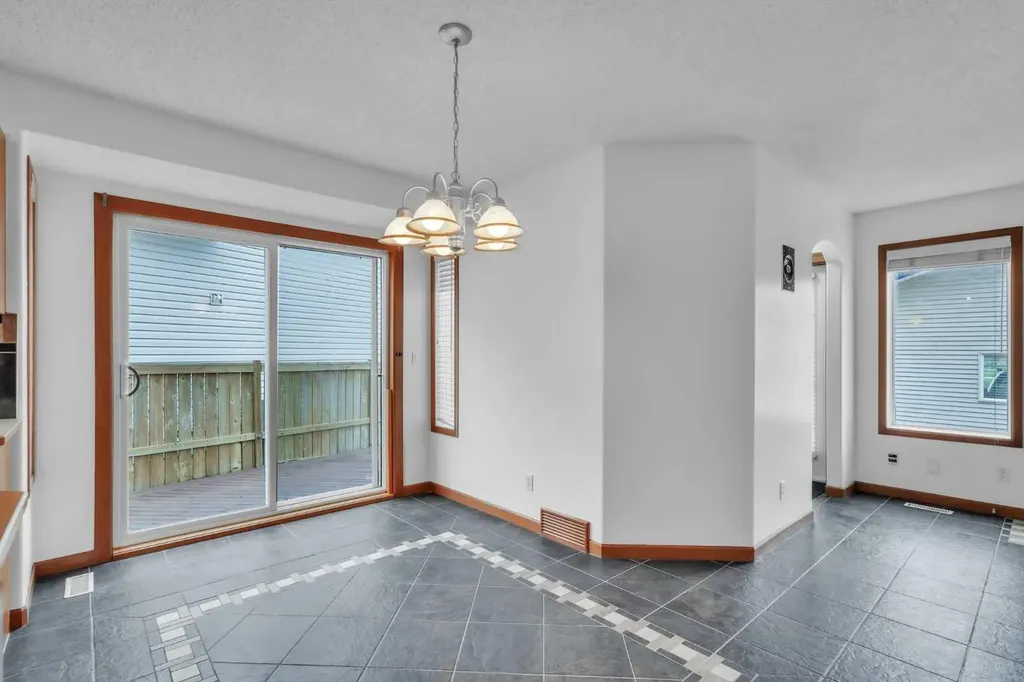 141 Cramond Close SE Calgary AB T3M 1C2