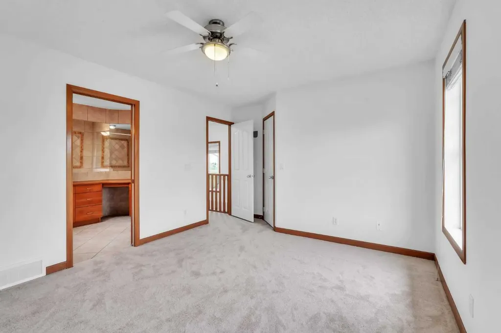 141 Cramond Close SE Calgary AB T3M 1C2