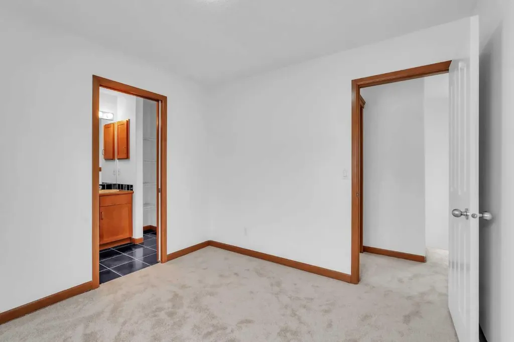 141 Cramond Close SE Calgary AB T3M 1C2