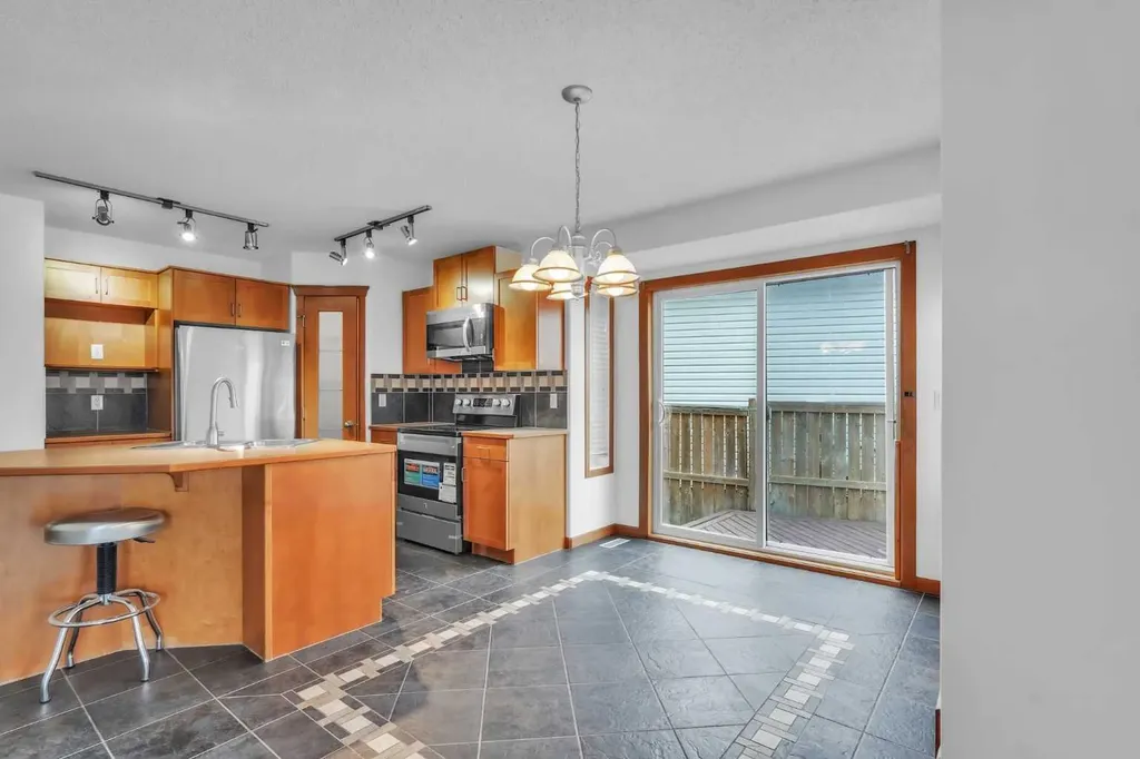 141 Cramond Close SE Calgary AB T3M 1C2