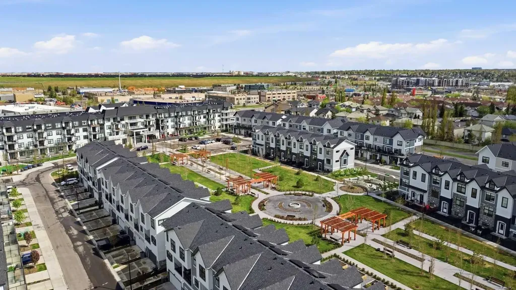 207 Les Jardins Park SE Calgary AB T2C 5V3