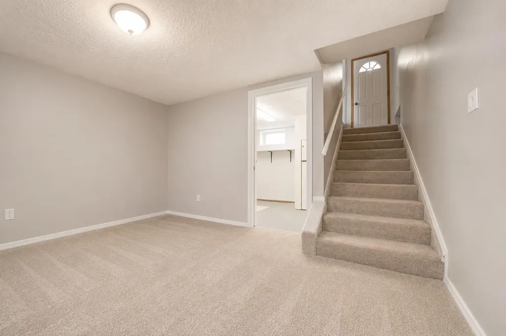 5716 53 Street Taber AB T1G 1W5