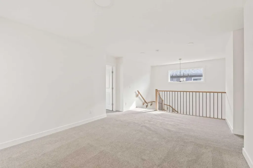 486 Lucas Way NW Calgary AB T3P 2E7