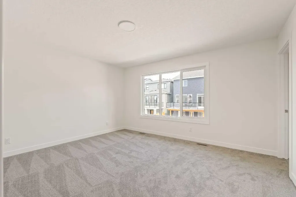 486 Lucas Way NW Calgary AB T3P 2E7