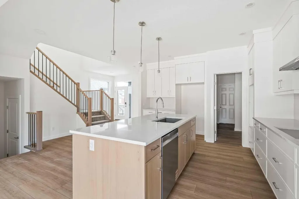 486 Lucas Way NW Calgary AB T3P 2E7