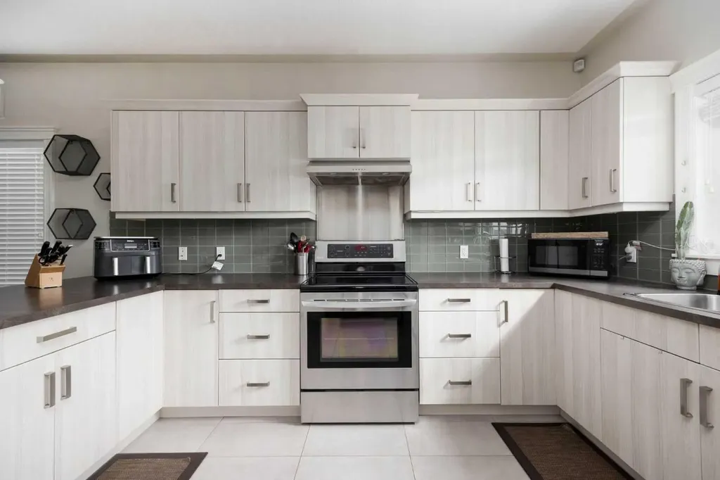 117 Chalifour Street Fort Mcmurray AB T9K 2Y3