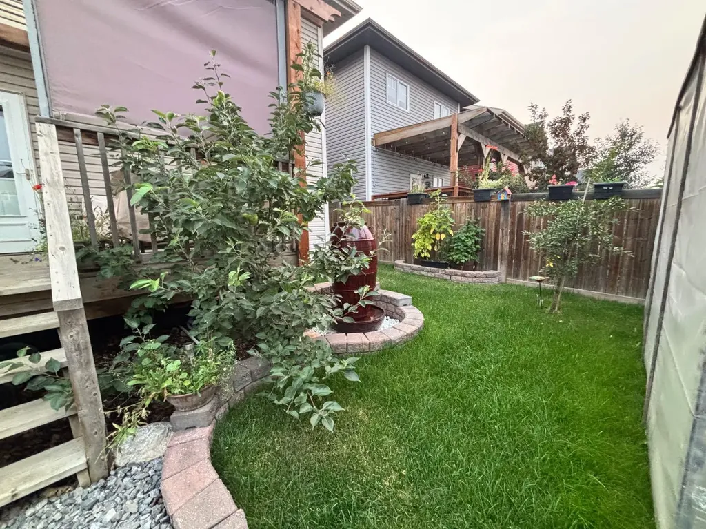 117 Chalifour Street Fort Mcmurray AB T9K 2Y3