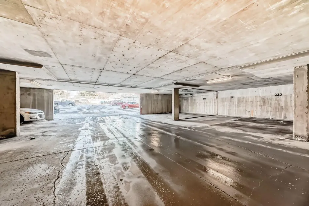 4944 Dalton Drive NW Calgary AB T3A 2E6
