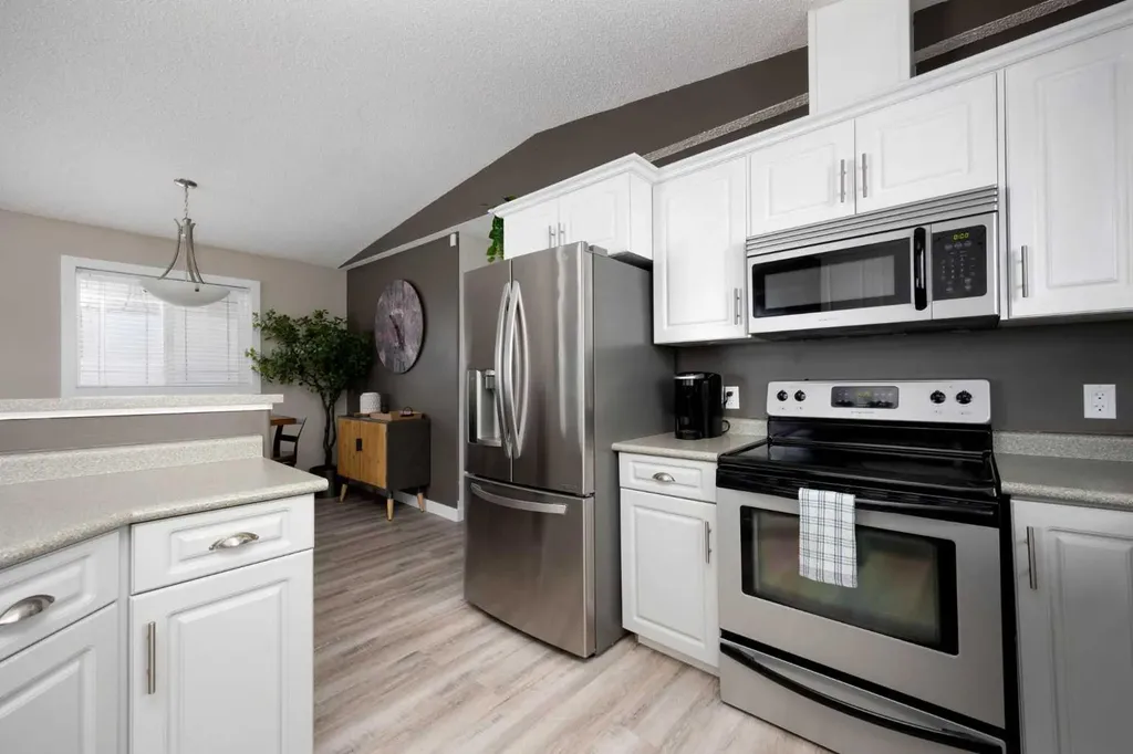 150 Pacific Crescent Fort Mcmurray AB T9K 0G1
