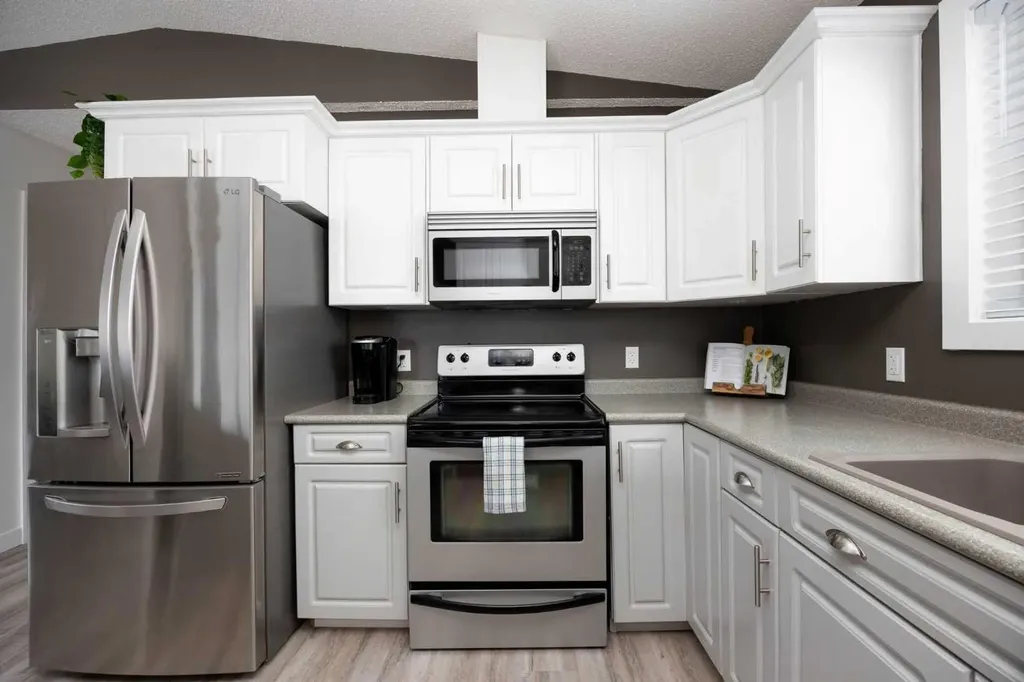 150 Pacific Crescent Fort Mcmurray AB T9K 0G1