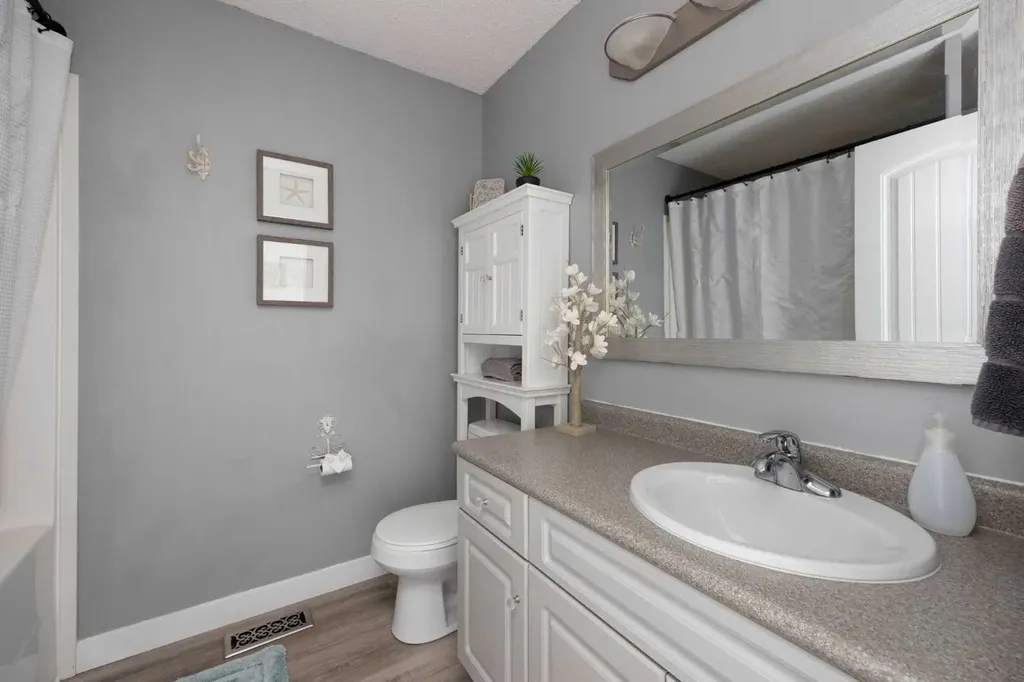 150 Pacific Crescent Fort Mcmurray AB T9K 0G1