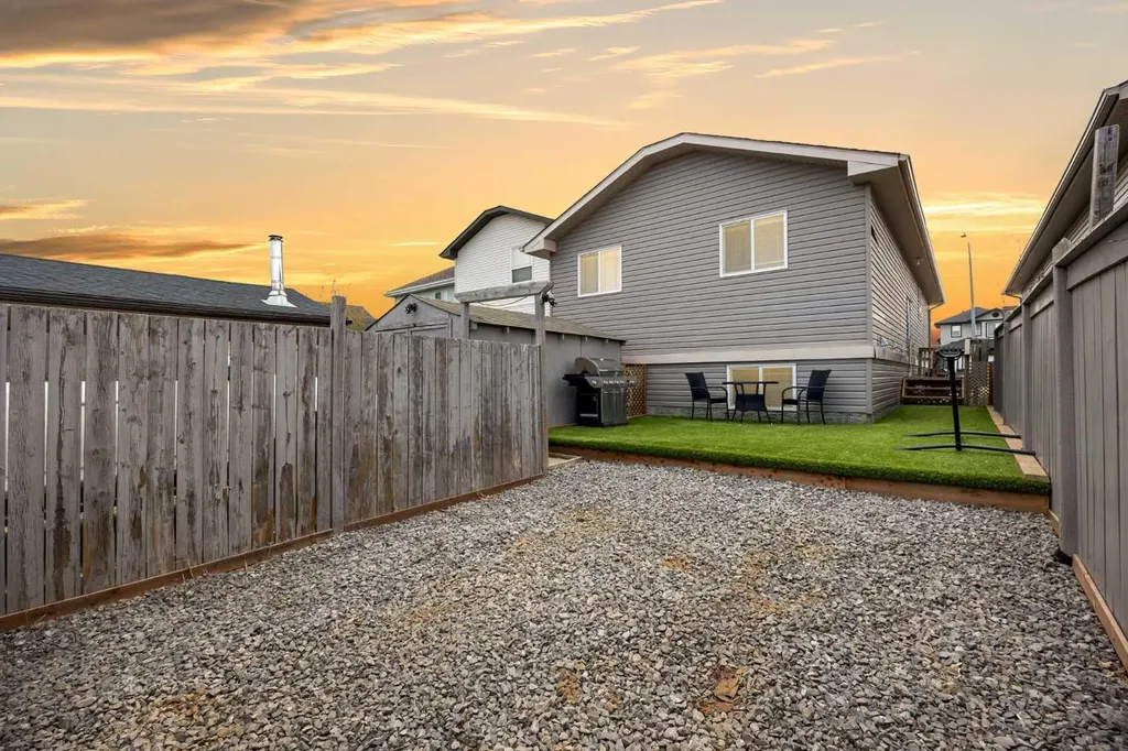 150 Pacific Crescent Fort Mcmurray AB T9K 0G1