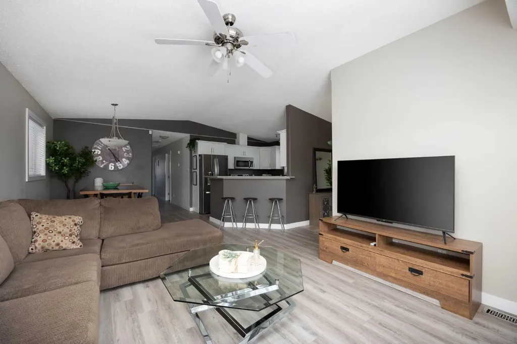150 Pacific Crescent Fort Mcmurray AB T9K 0G1