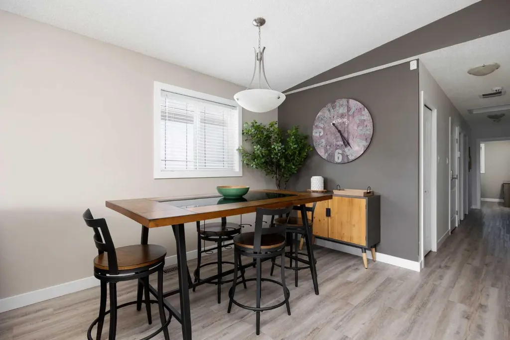 150 Pacific Crescent Fort Mcmurray AB T9K 0G1