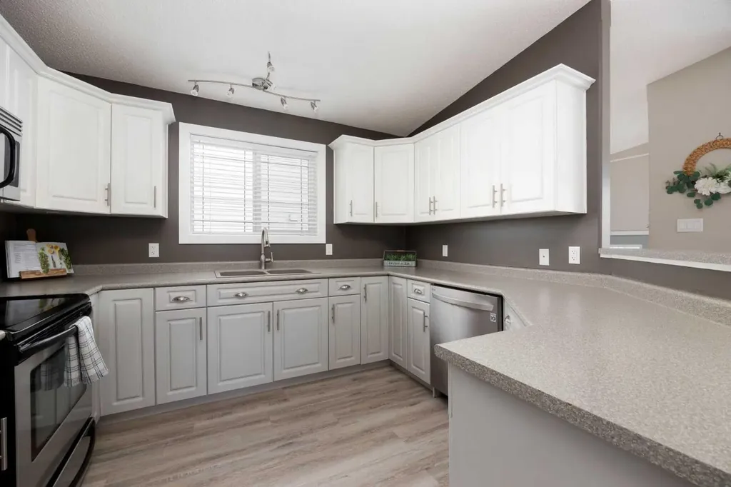 150 Pacific Crescent Fort Mcmurray AB T9K 0G1