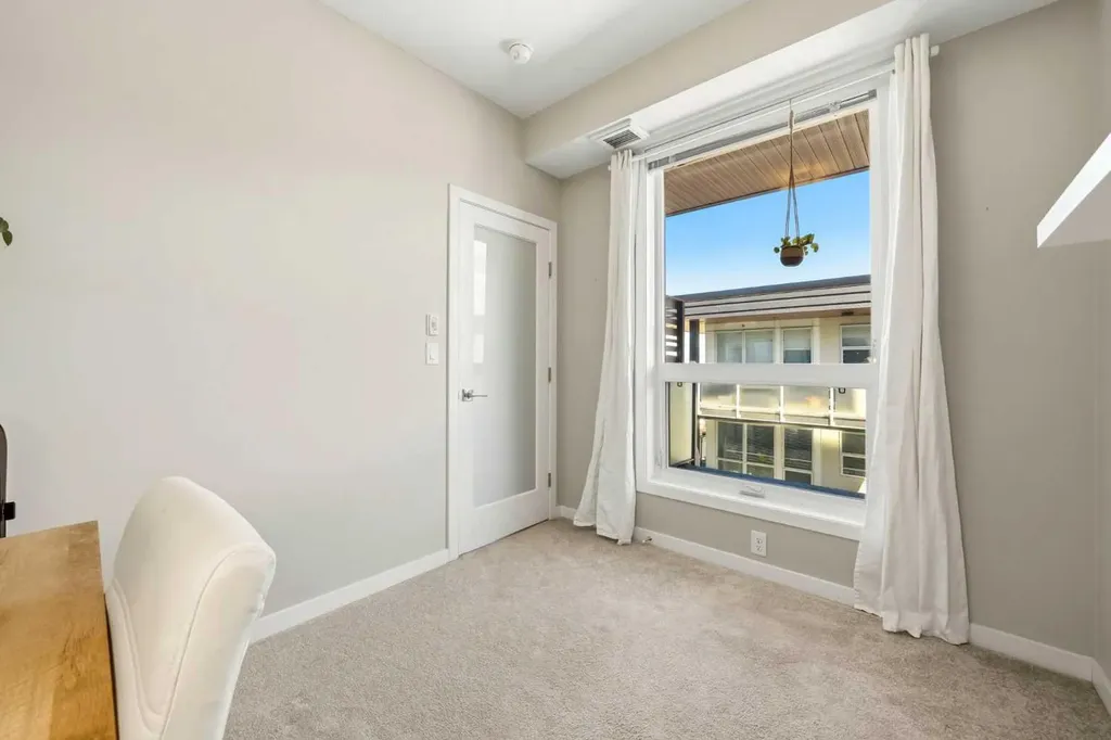 122 Mahogany Centre SE Calgary AB T3M 2Y1
