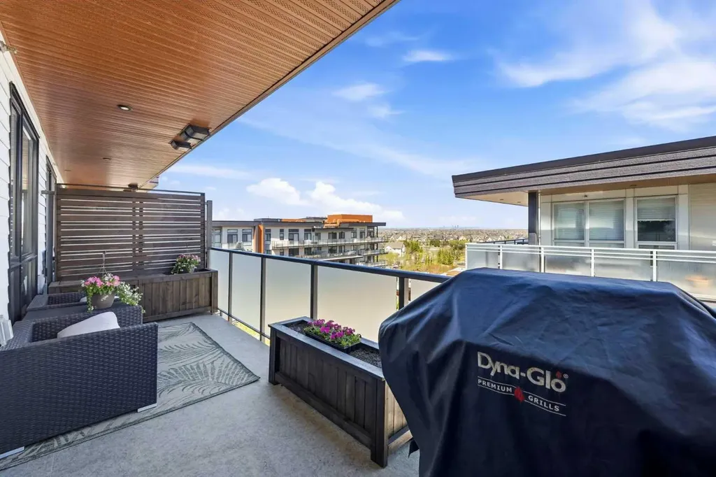 122 Mahogany Centre SE Calgary AB T3M 2Y1