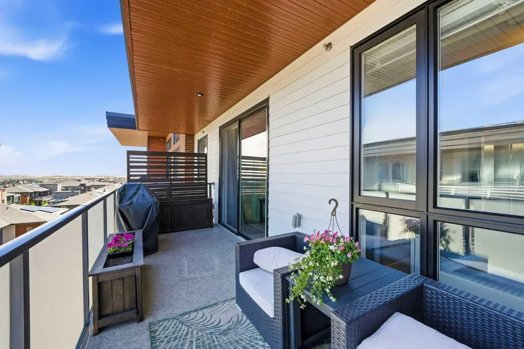 122 Mahogany Centre SE Calgary AB T3M 2Y1
