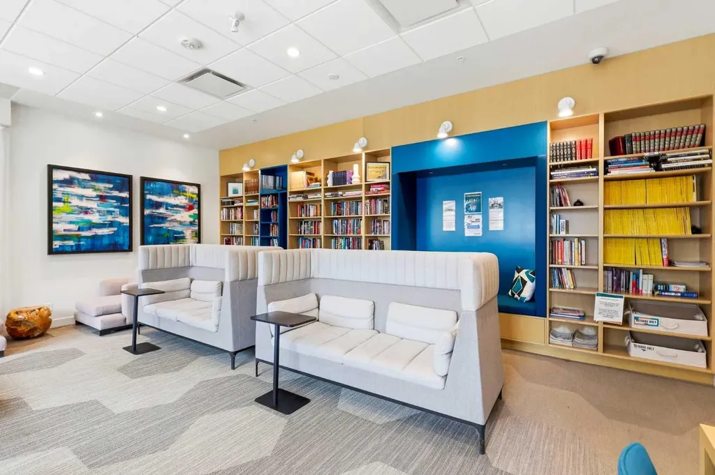 122 Mahogany Centre SE Calgary AB T3M 2Y1