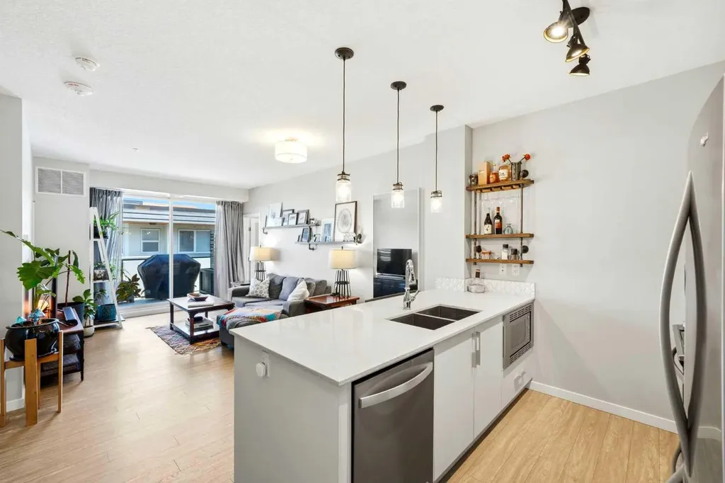 122 Mahogany Centre SE Calgary AB T3M 2Y1