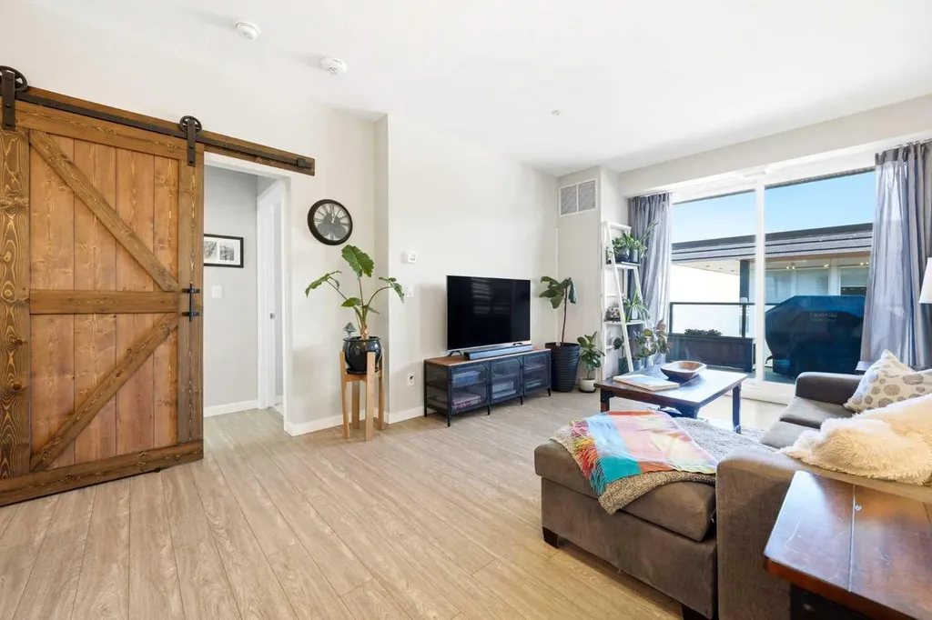 122 Mahogany Centre SE Calgary AB T3M 2Y1