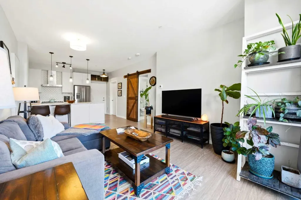 122 Mahogany Centre SE Calgary AB T3M 2Y1