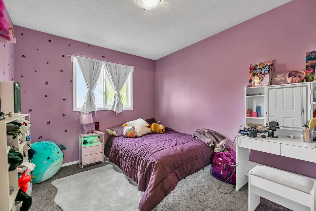 242 Copperstone Grove SE Calgary AB T2Z 4X7