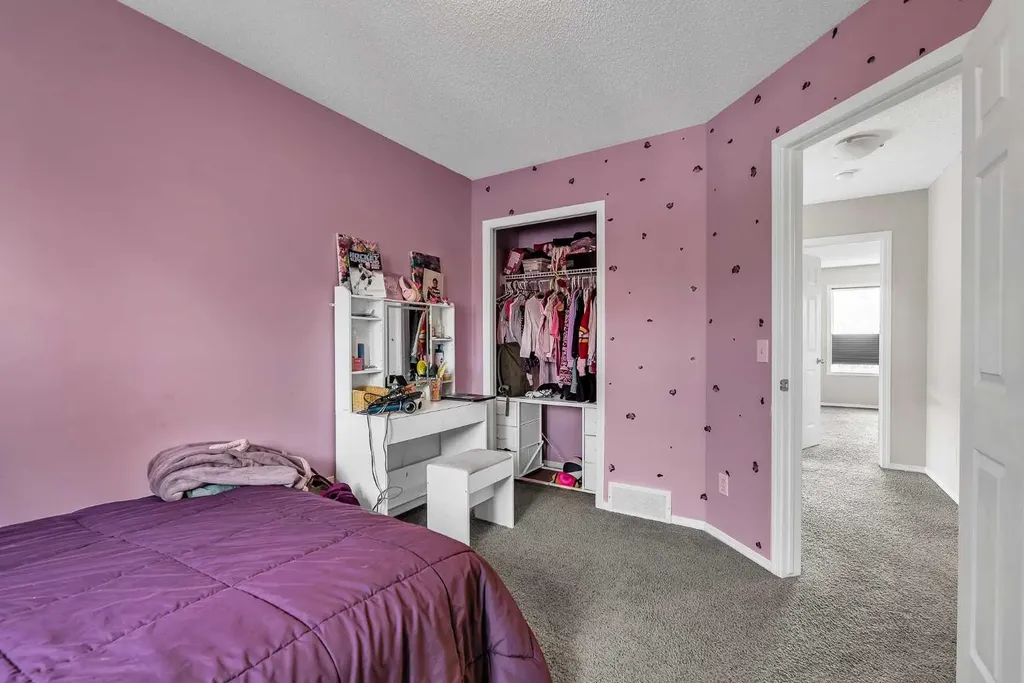 242 Copperstone Grove SE Calgary AB T2Z 4X7