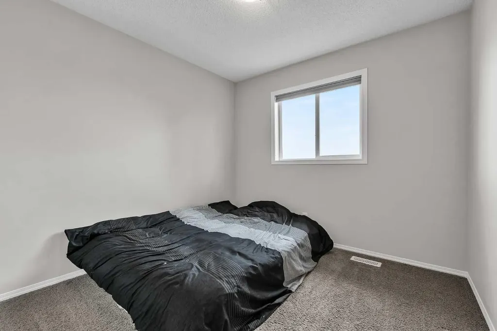 242 Copperstone Grove SE Calgary AB T2Z 4X7