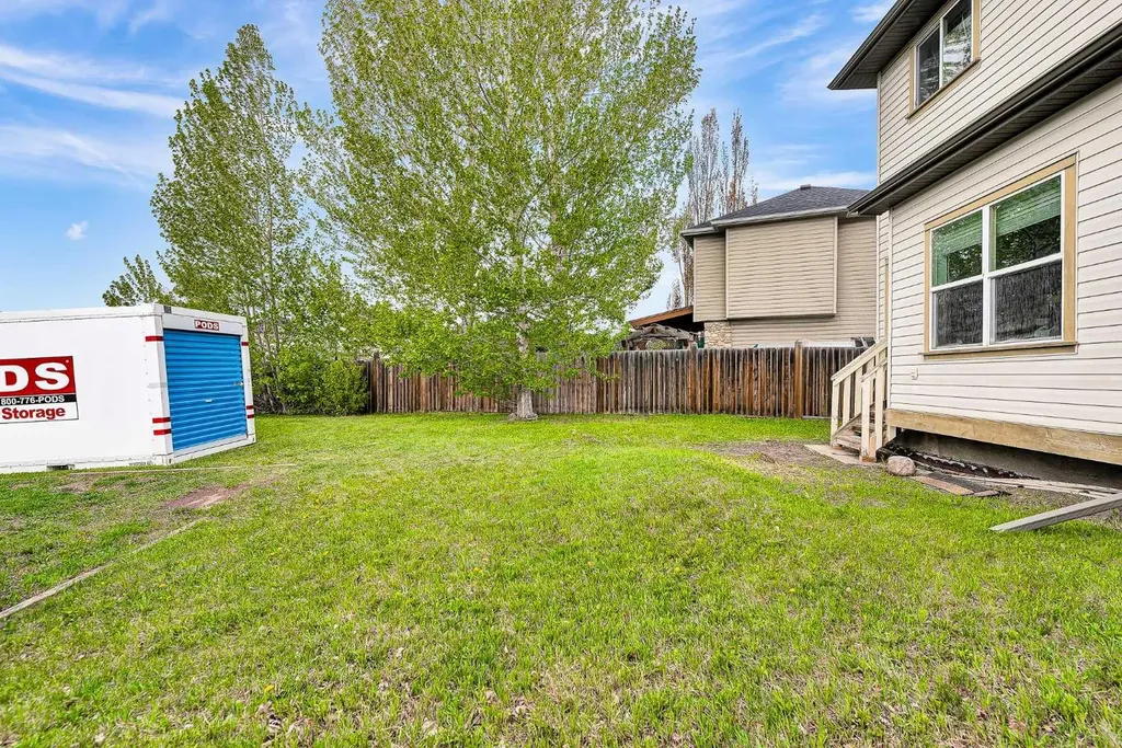 242 Copperstone Grove SE Calgary AB T2Z 4X7